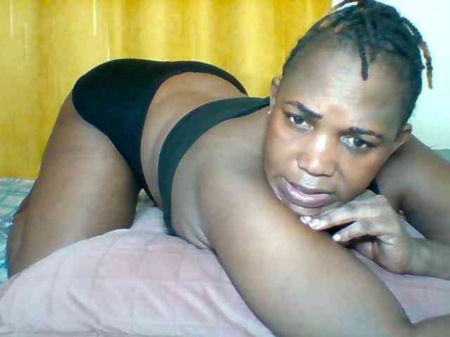 Queenafrica webcam