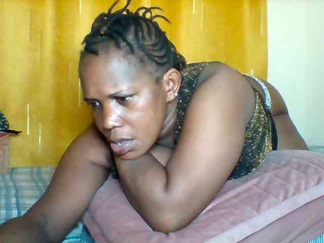 Queenafrica webcam