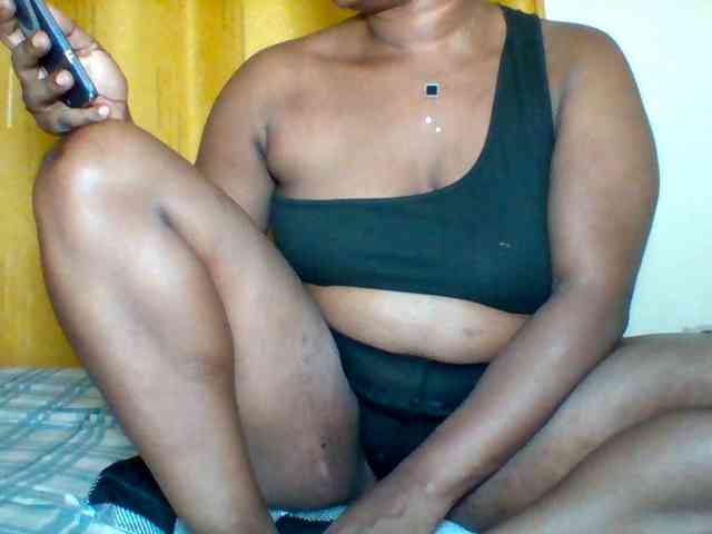 Queenafrica webcam