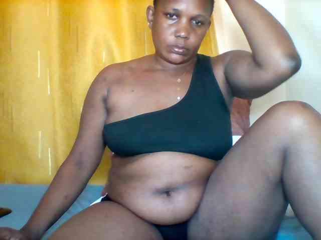 Queenafrica webcam