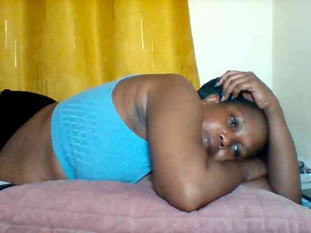Queenafrica webcam