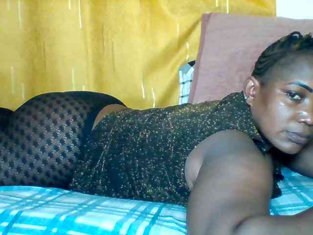 Queenafrica webcam