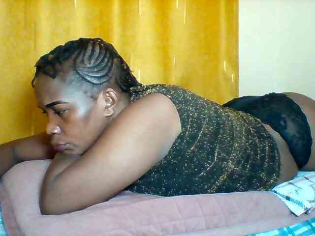 Queenafrica webcam