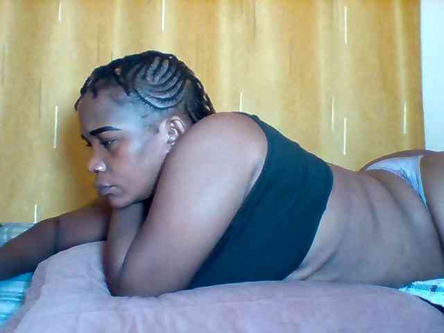 Queenafrica webcam