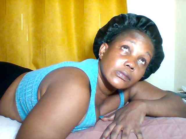 Queenafrica webcam