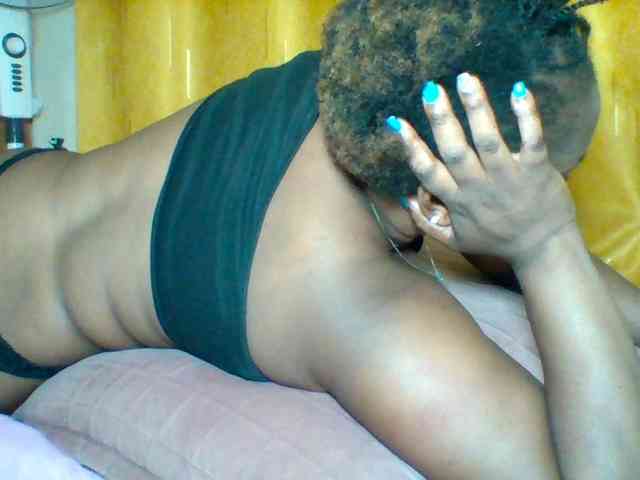 Queenafrica webcam