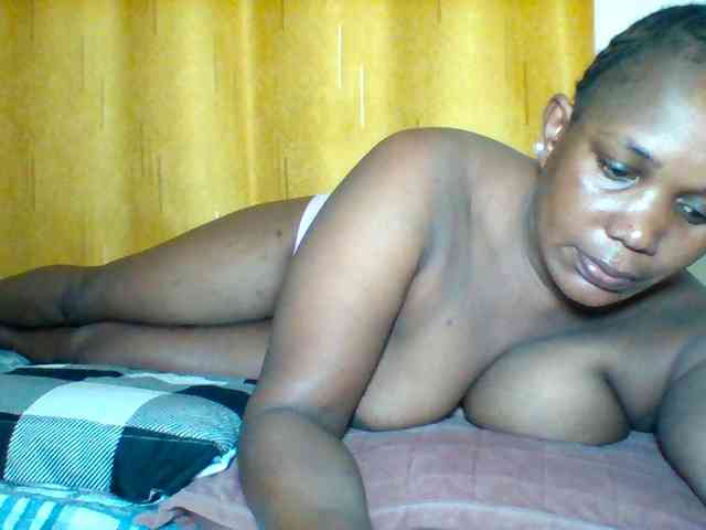 Queenafrica webcam