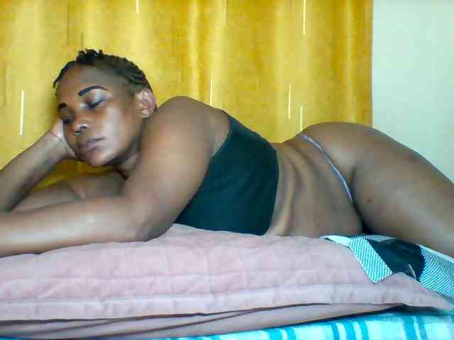Queenafrica webcam
