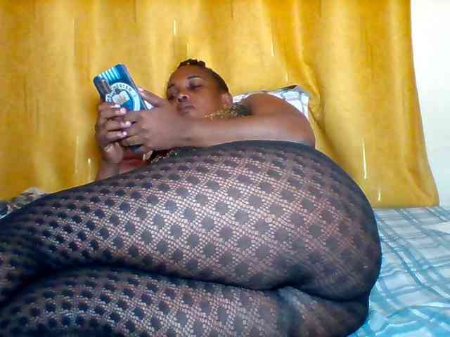 Queenafrica webcam
