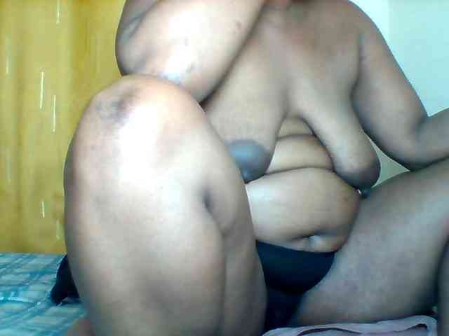 Queenafrica webcam
