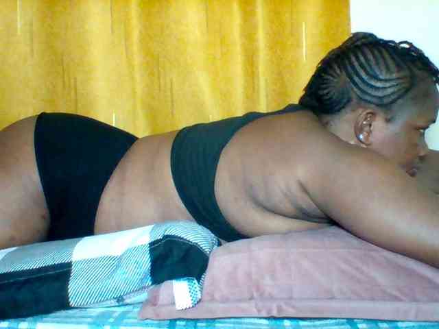 Queenafrica webcam