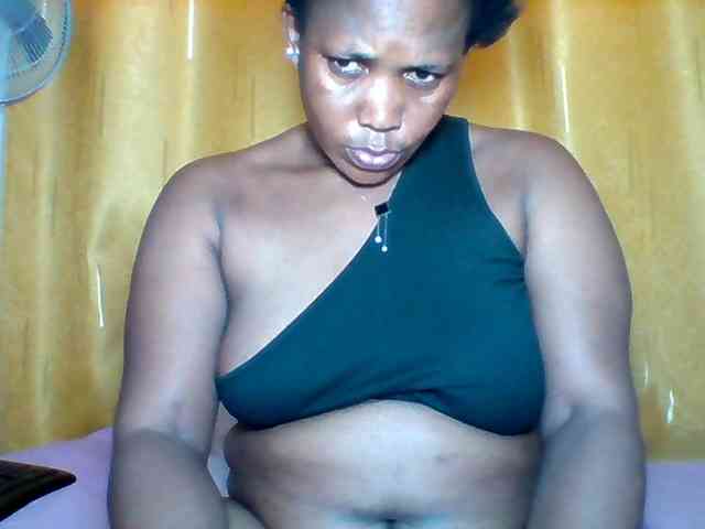 Queenafrica webcam