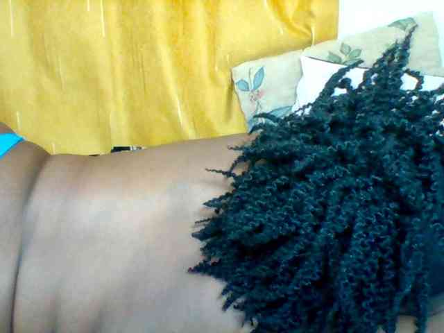 Queenafrica webcam
