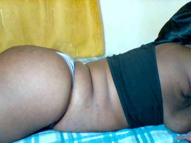 Queenafrica webcam