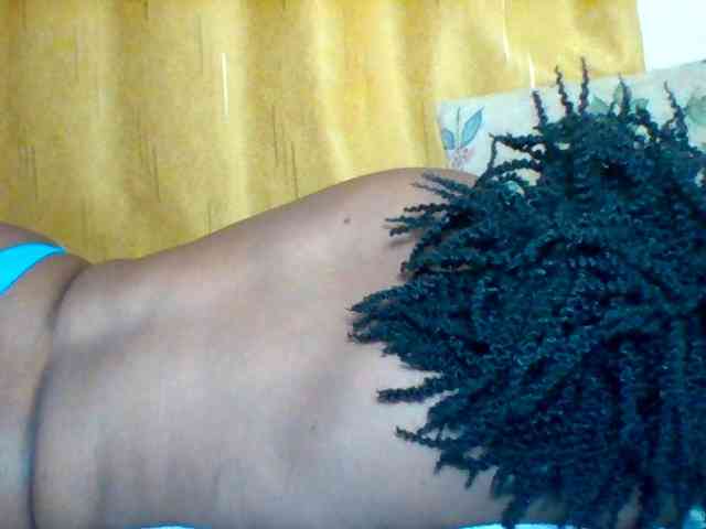 Queenafrica webcam