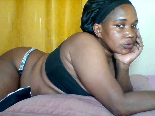 Queenafrica webcam