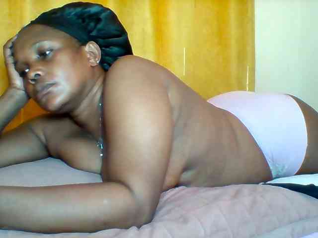Queenafrica webcam