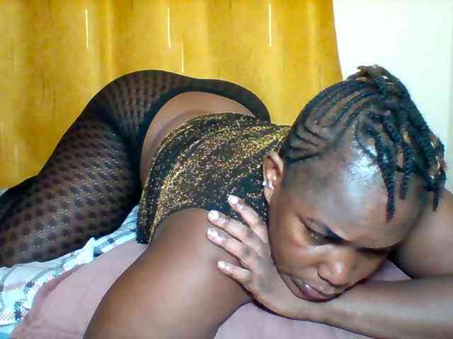 Queenafrica webcam