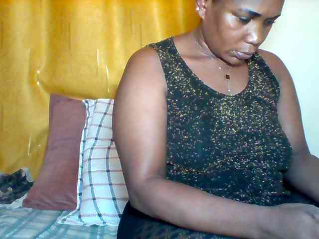 Queenafrica webcam