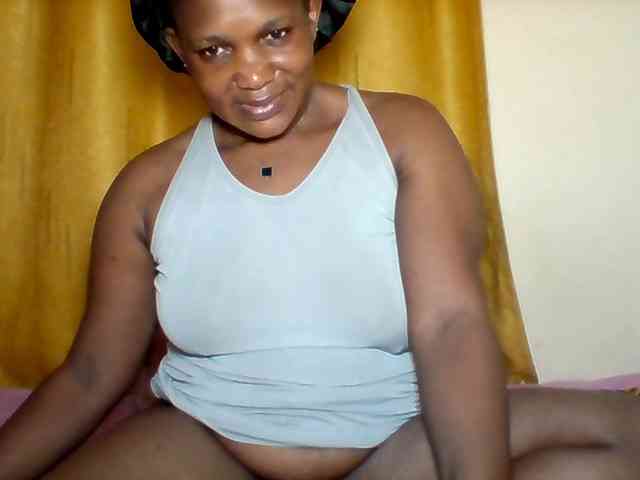 Queenafrica webcam