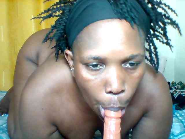 Queenafrica webcam