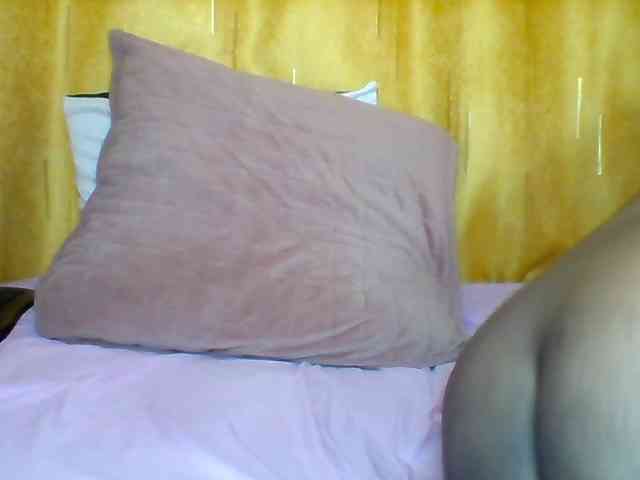 Queenafrica webcam