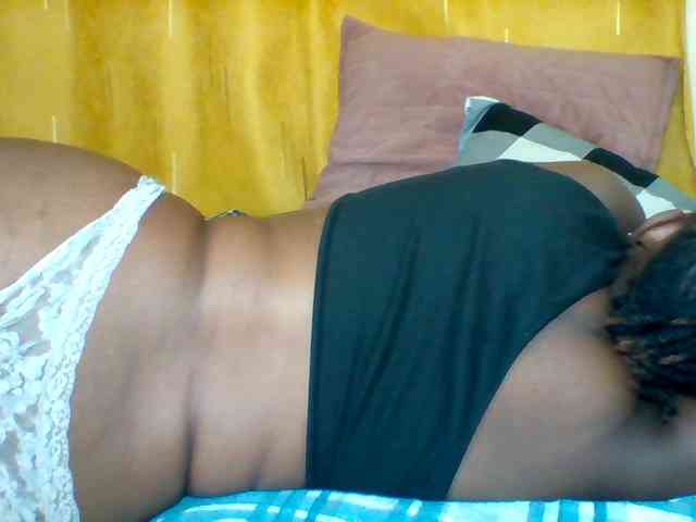Queenafrica webcam