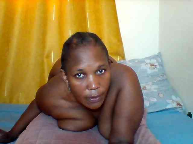 Queenafrica webcam