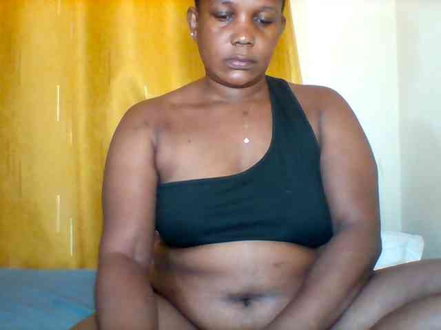 Queenafrica webcam