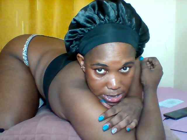 Queenafrica webcam
