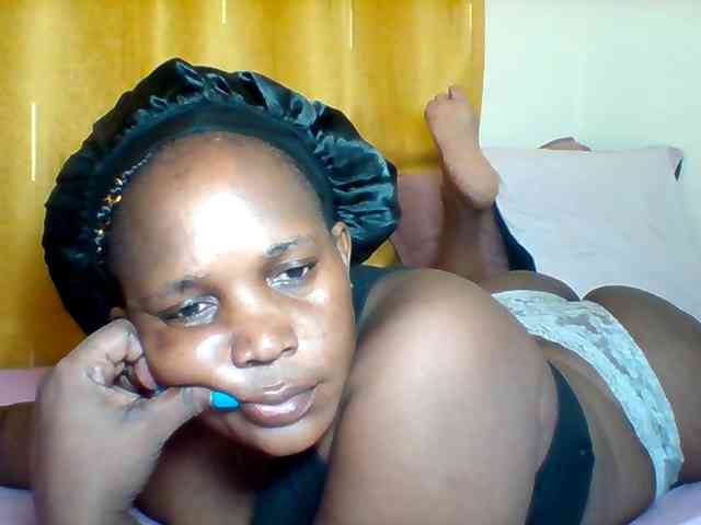 Queenafrica webcam