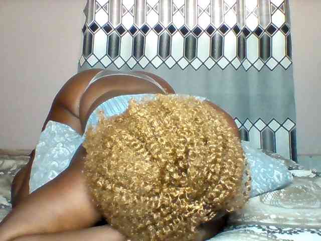 Queenafrica webcam
