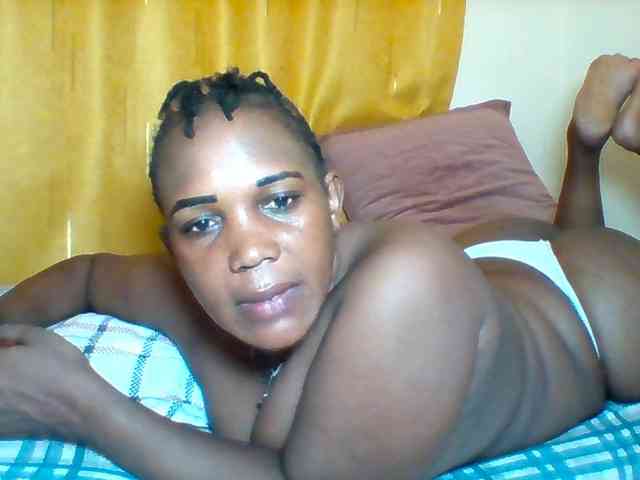 Queenafrica webcam