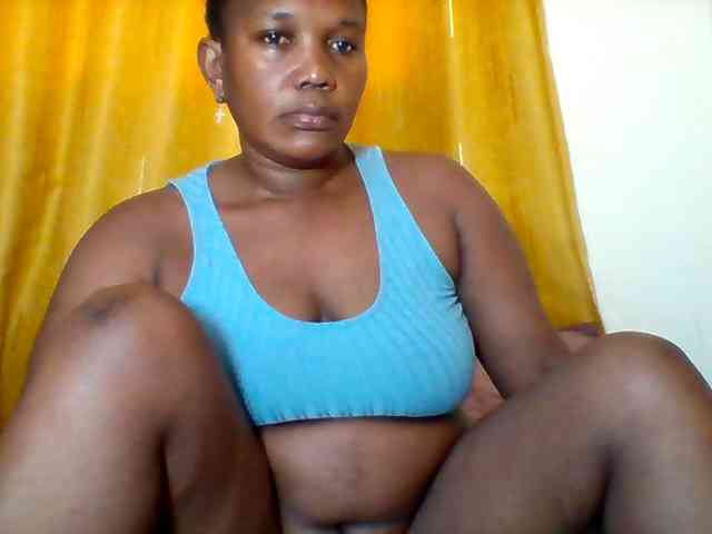 Queenafrica webcam
