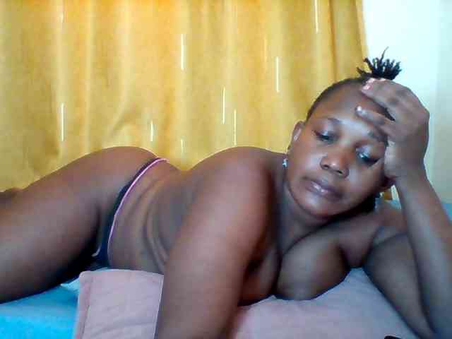 Queenafrica webcam