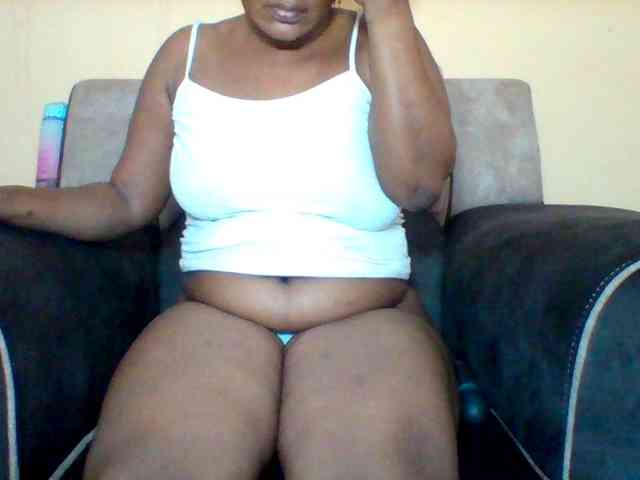 Queenafrica webcam