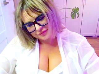 perfectDIANA Porn Show