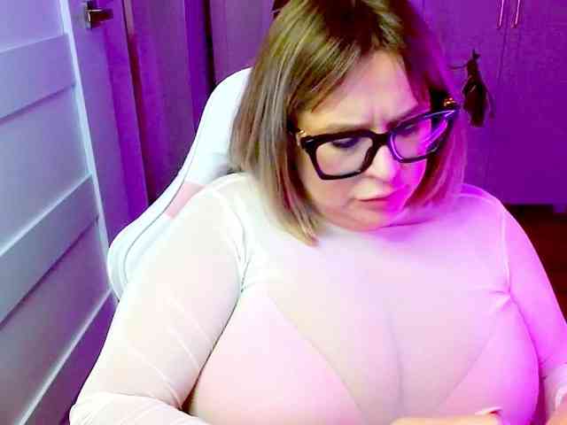 perfectDIANA Live Webcam on BongaCams