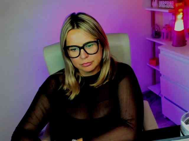 perfectDIANA Live Webcam on BongaCams perfectDIANA Live Webcam on BongaCams