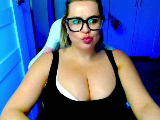 perfectDIANA Live Webcam on BongaCams