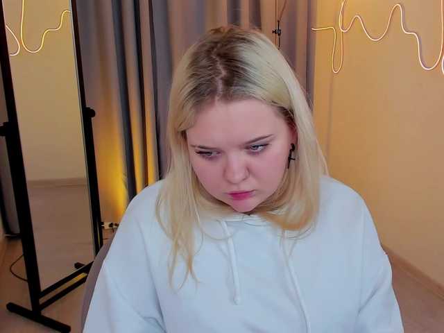 JaneClar on BongaCams