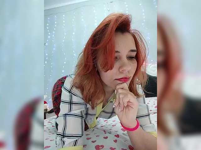 Kitteen's BongaCams show and profile