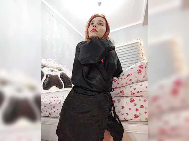 Kitteen's BongaCams show and profile