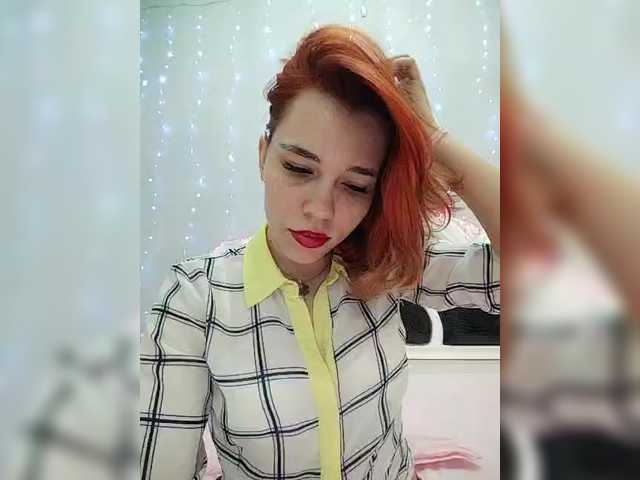 Kitteen's BongaCams show and profile