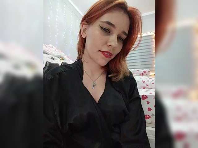 Kitteen's BongaCams show and profile