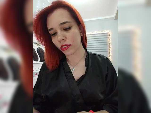 Kitteen's BongaCams show and profile