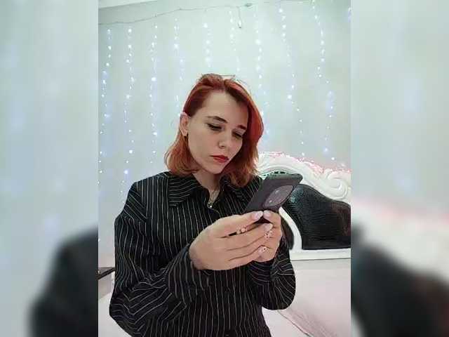 Kitteen's BongaCams show and profile