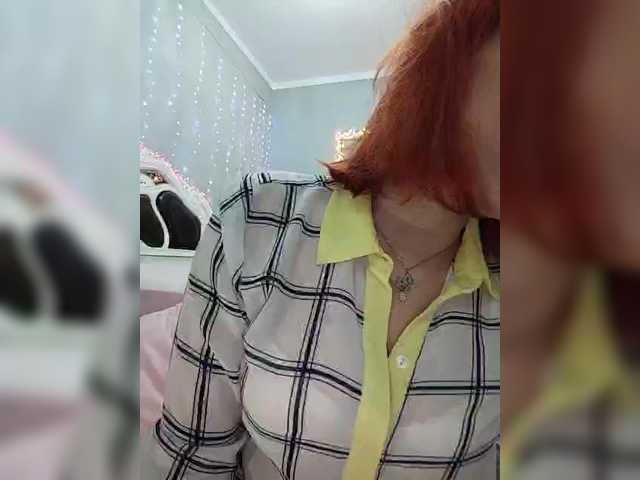 Kitteen's BongaCams show and profile