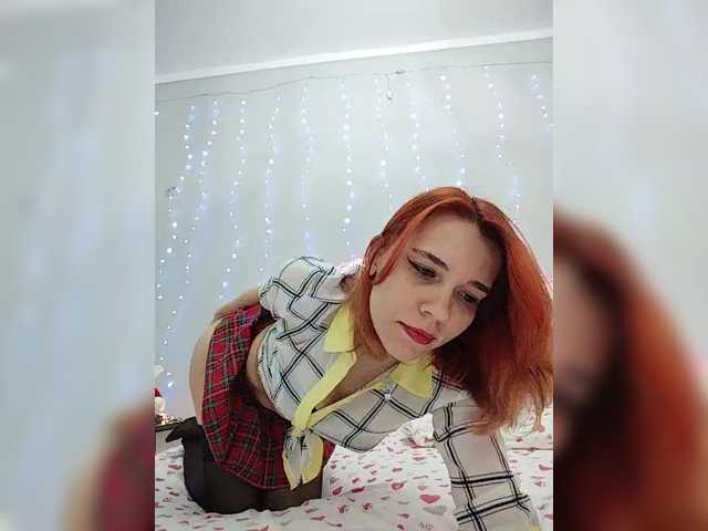 Kitteen's BongaCams show and profile