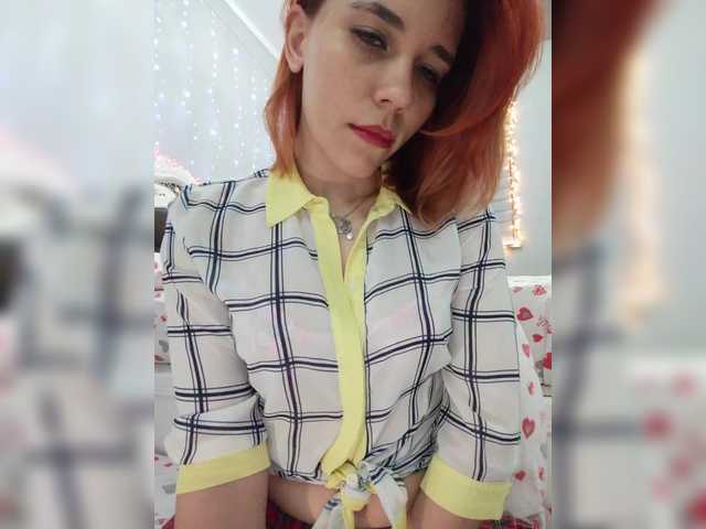 Kitteen's BongaCams show and profile